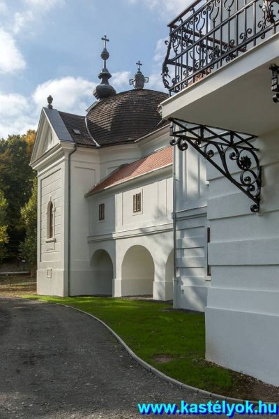 Püspöki kastély (felújítva!), Püspökszentlászló