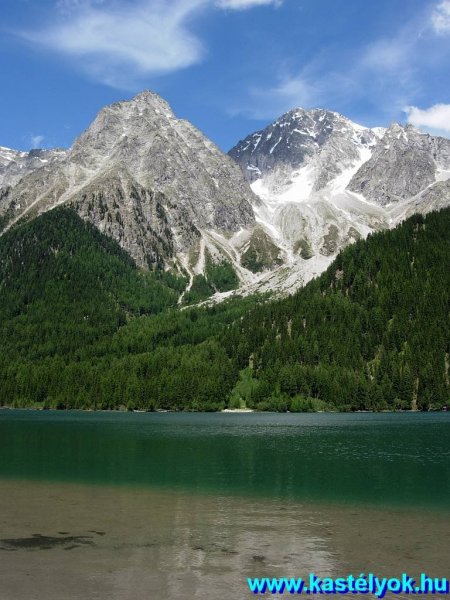 Valahol a Defferegental-ban (Ausztria, Tirol) Hoppá, nem mondok igazat,hiszen ez már Olaszországban van, de hát nincsenek határok!