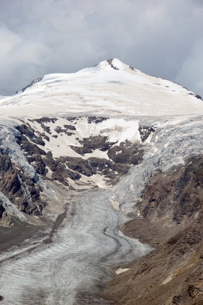 Gleccser a parkolóháznál.